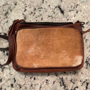 Poncho’s Bags Conceal and Carry Crossbody Gun Tote Leather Left and Right access